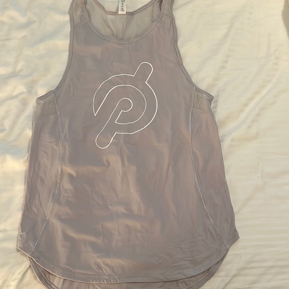 Peloton Tops - Peloton Lululemon sculpt tank top